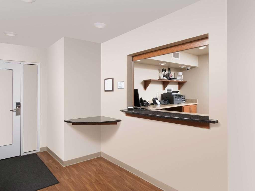 Extended Stay America Select Suites - Jackson - South Byram Интерьер фото