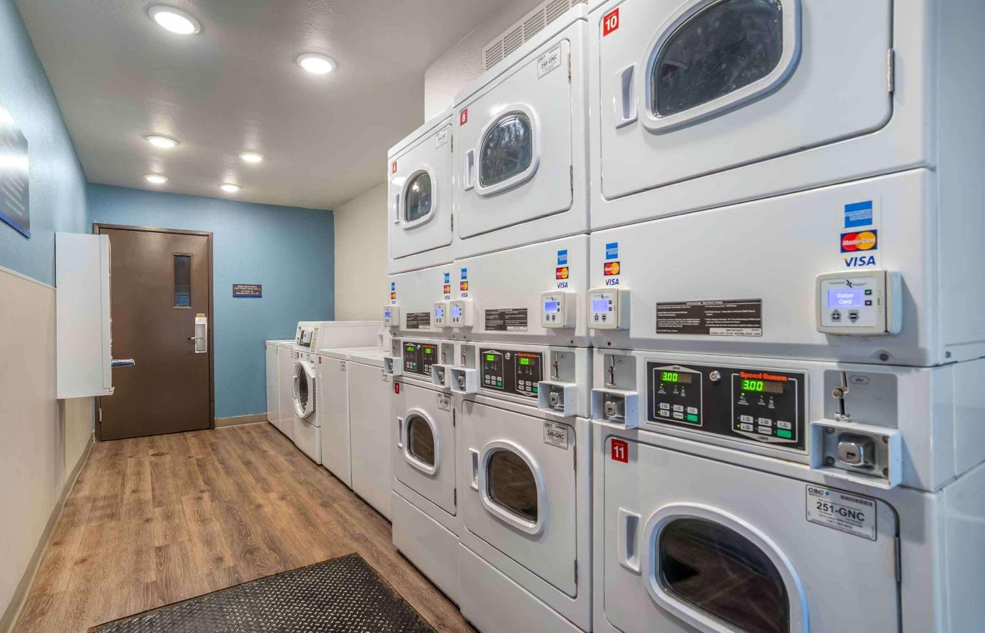 Extended Stay America Select Suites - Jackson - South Byram Экстерьер фото