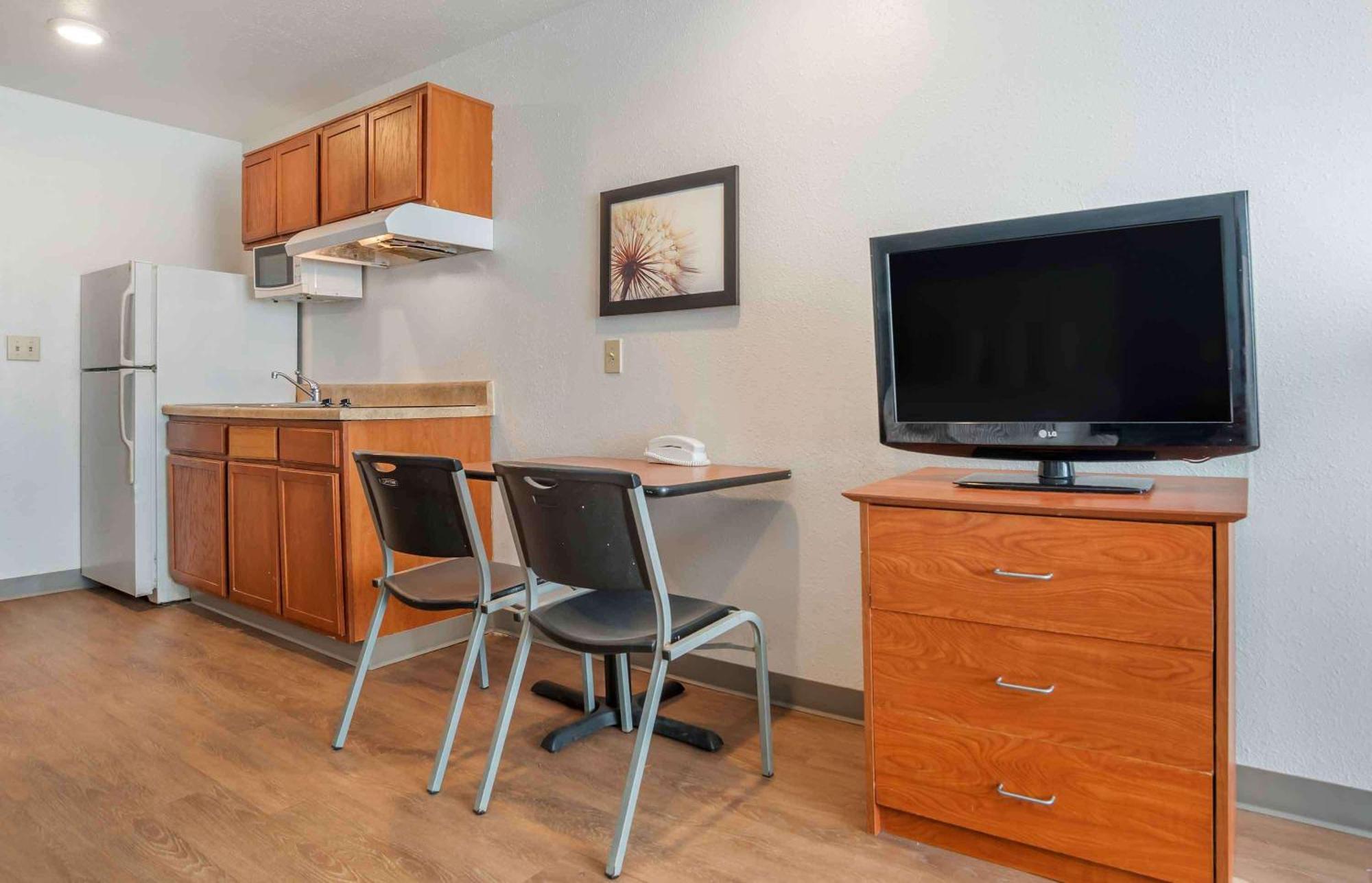 Extended Stay America Select Suites - Jackson - South Byram Экстерьер фото